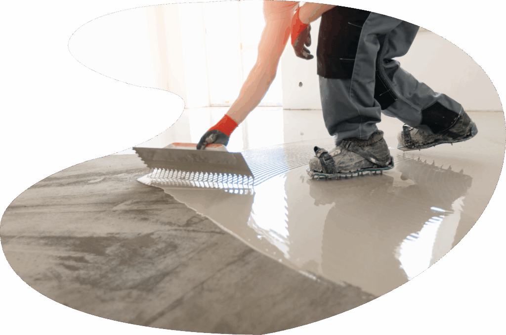 Man egaliseert vloer met egaline – Been Afbouw